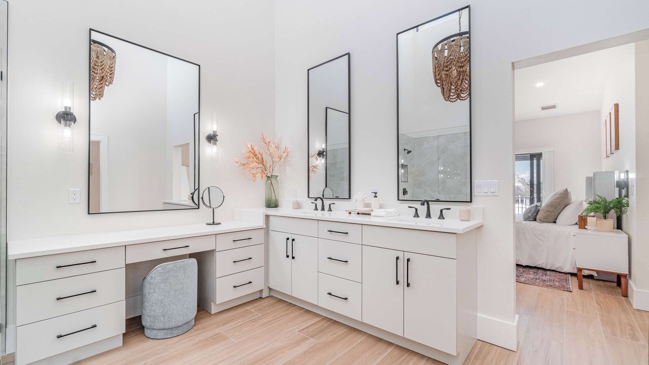 Photo of Bathroom in Eight Lakes