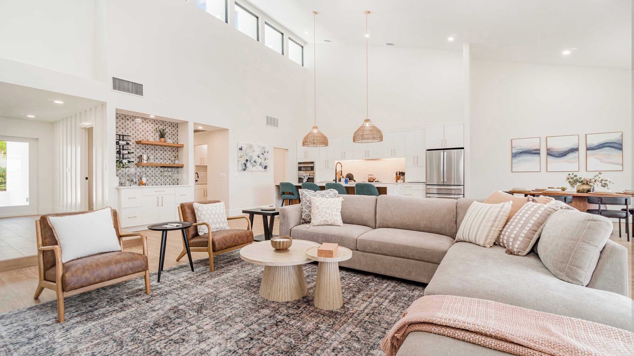 Photo of Livingroom in Eight Lakes