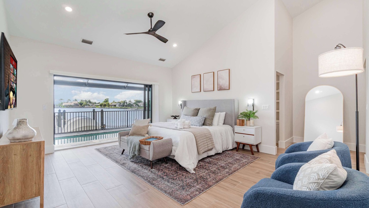 Photo of Bedroom in Eight Lakes