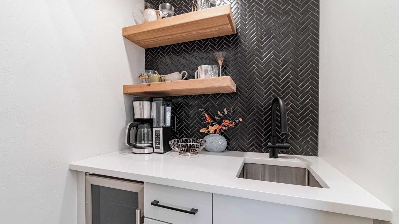 Photo of Others in Eight Lakes