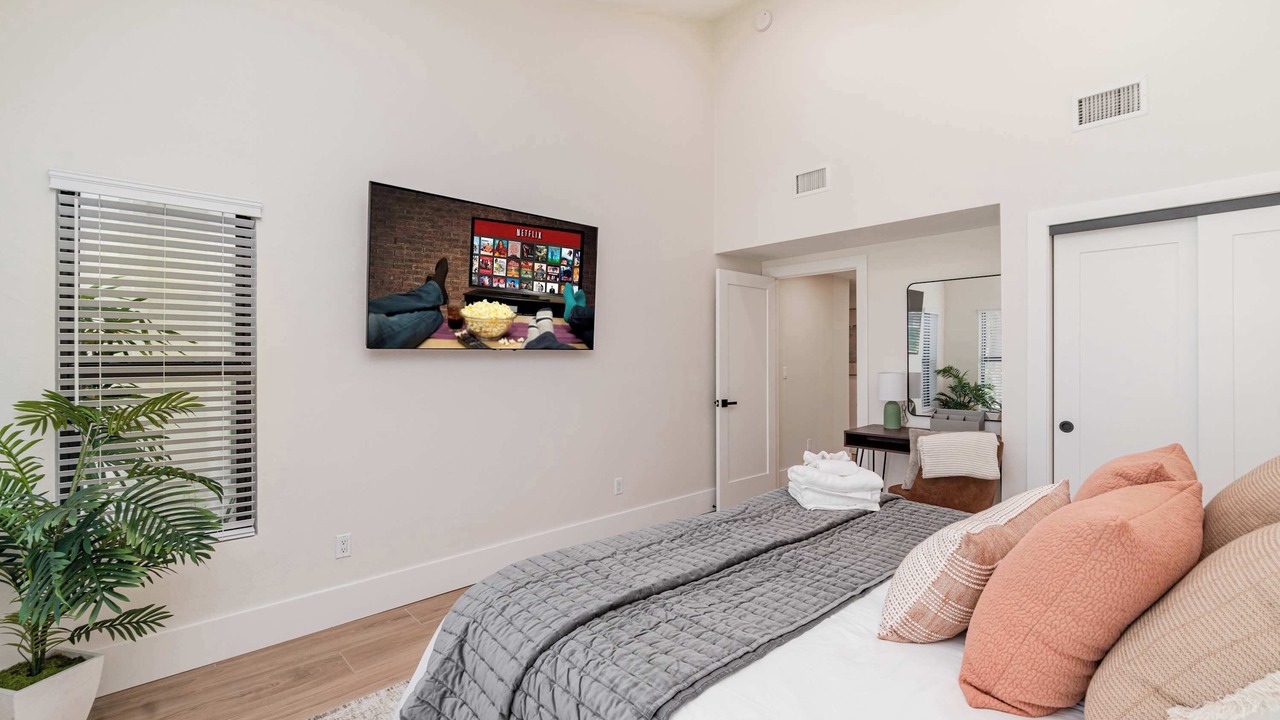 Photo of Bedroom in Eight Lakes