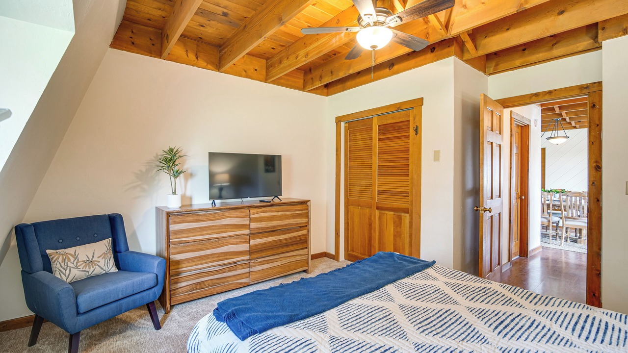 Photo of Bedroom in Lakeview