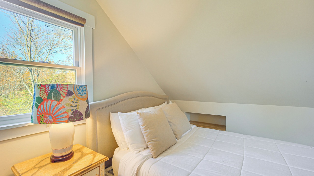 Photo of Bedroom in Rochester