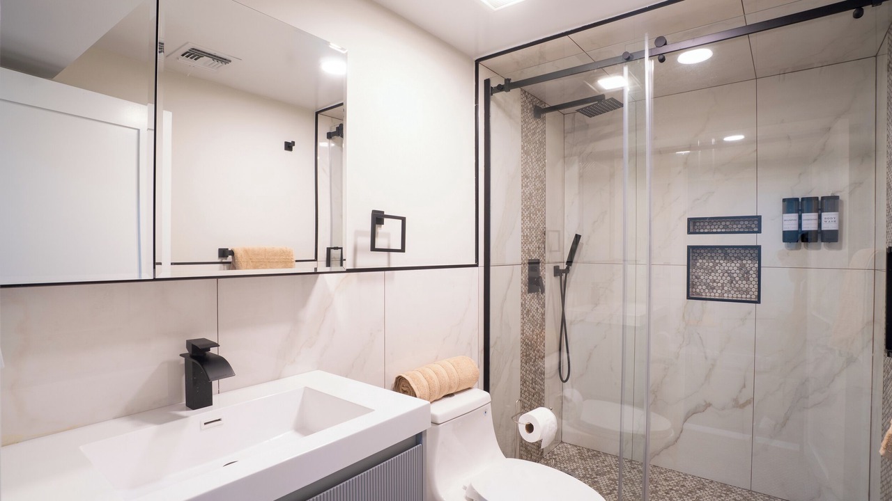Photo of Bathroom in North Bergen