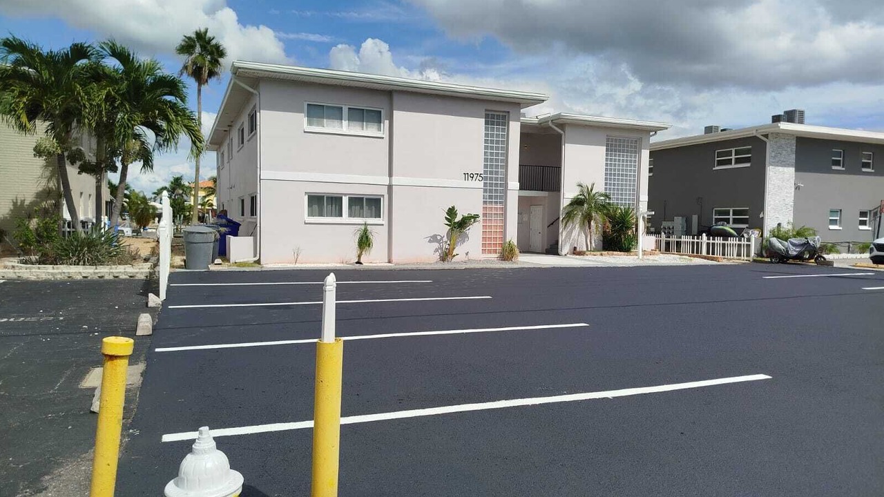 Photo of Outdoor in Capri Isle