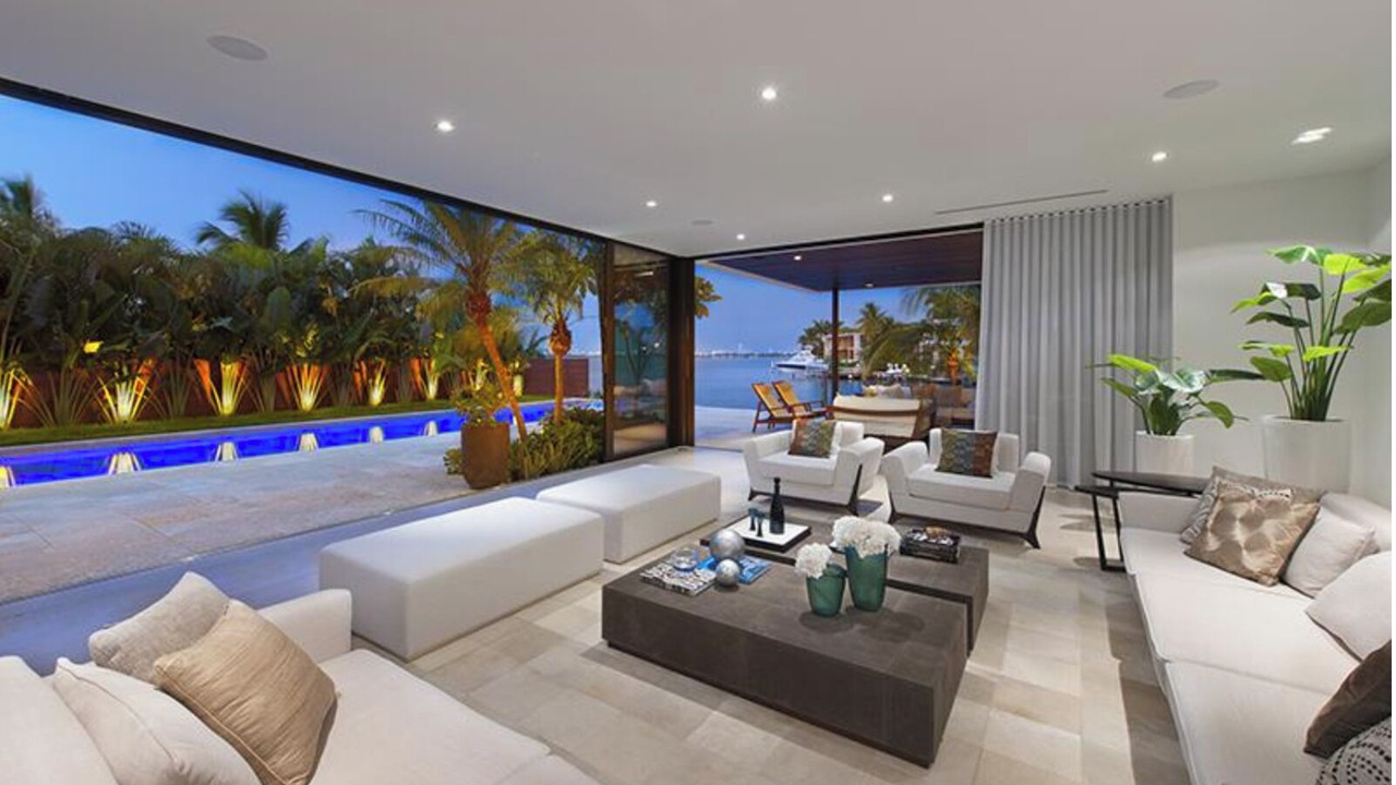 Photo of Others in Mid Beach