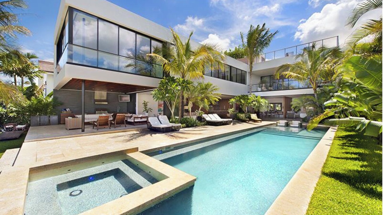 Photo of Outdoor in Mid Beach