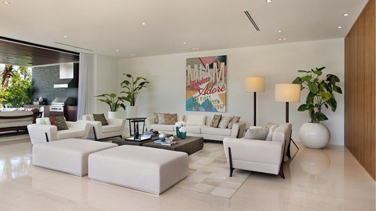 Photo of Others in Mid Beach