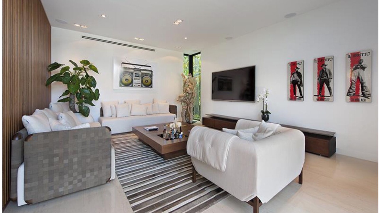 Photo of Livingroom in Mid Beach