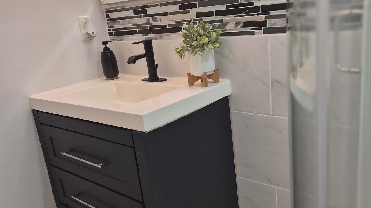 Photo of Bathroom in Highland
