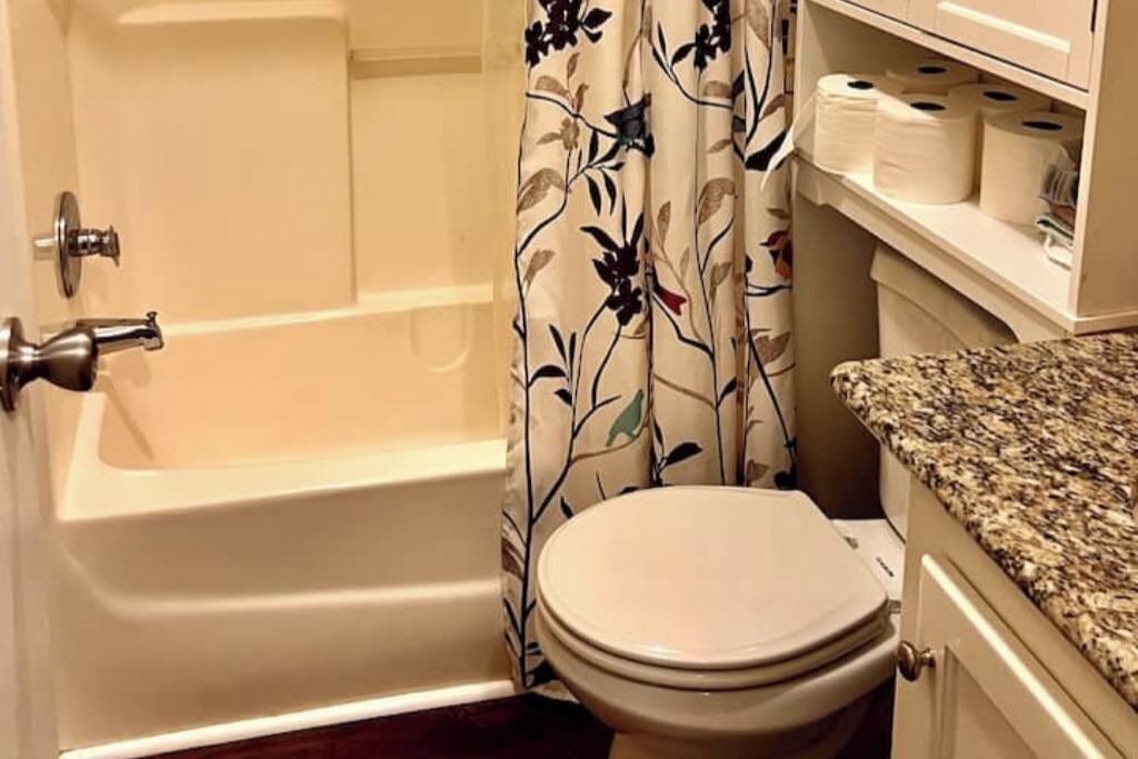 Photo of Bathroom in Valdosta