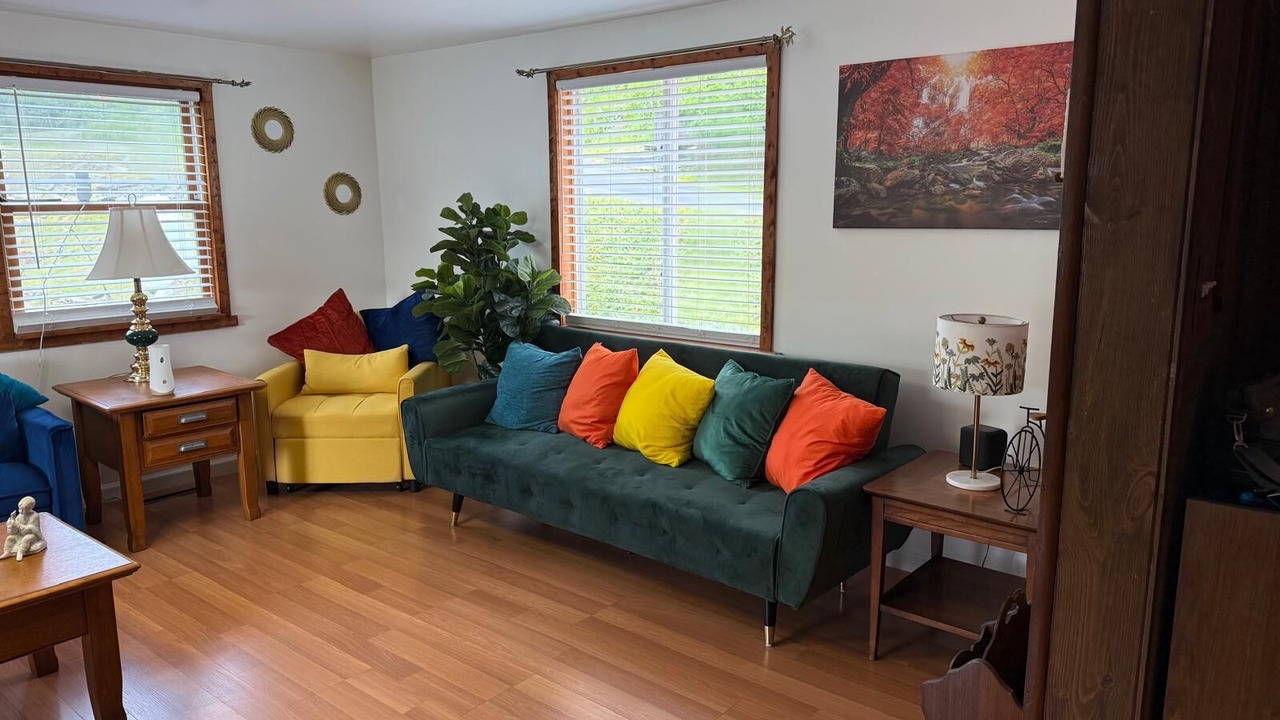 Photo of Livingroom in Susquehanna