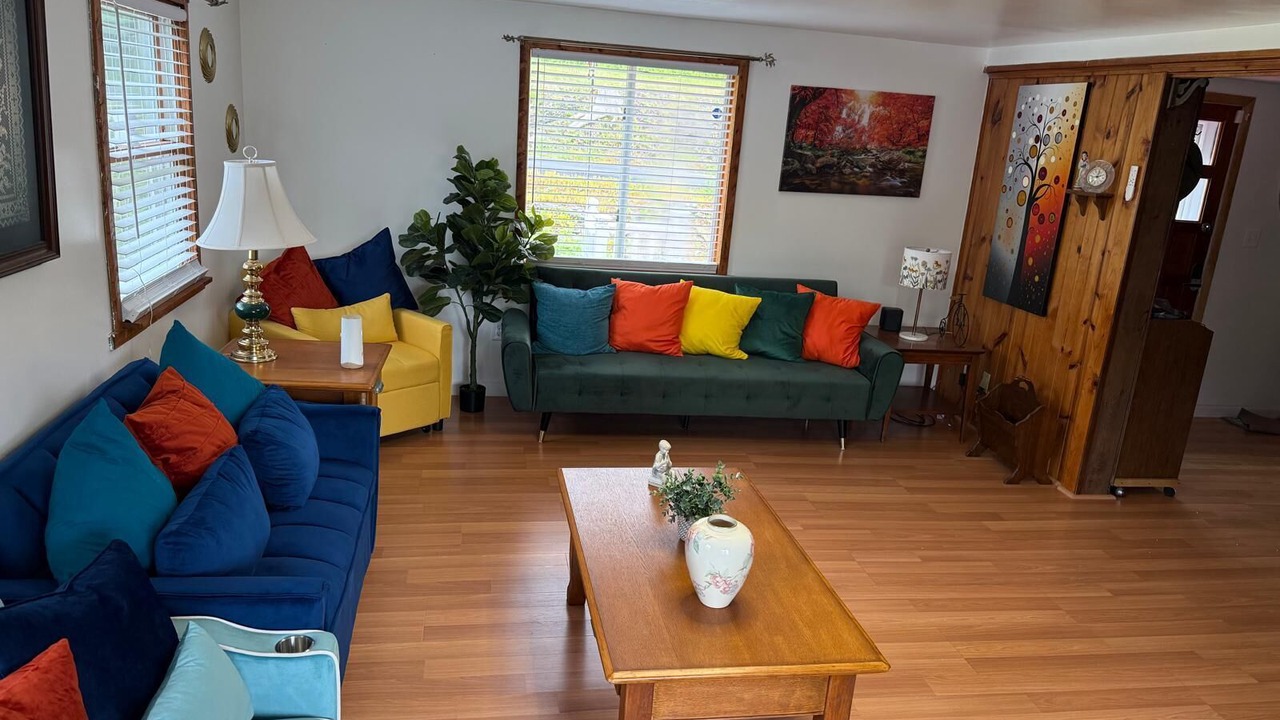 Photo of Livingroom in Susquehanna