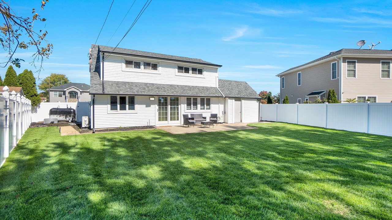 Photo of Outdoor in Alden Manor