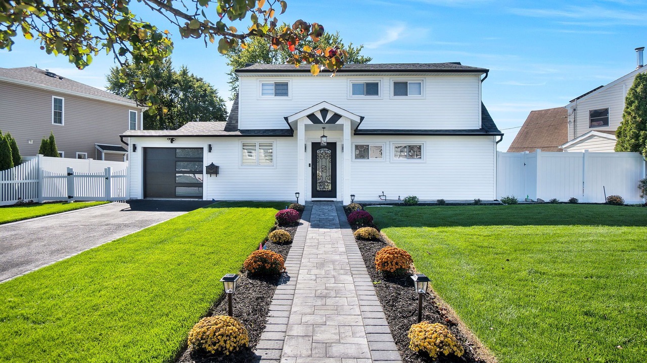 Photo of Outdoor in Alden Manor