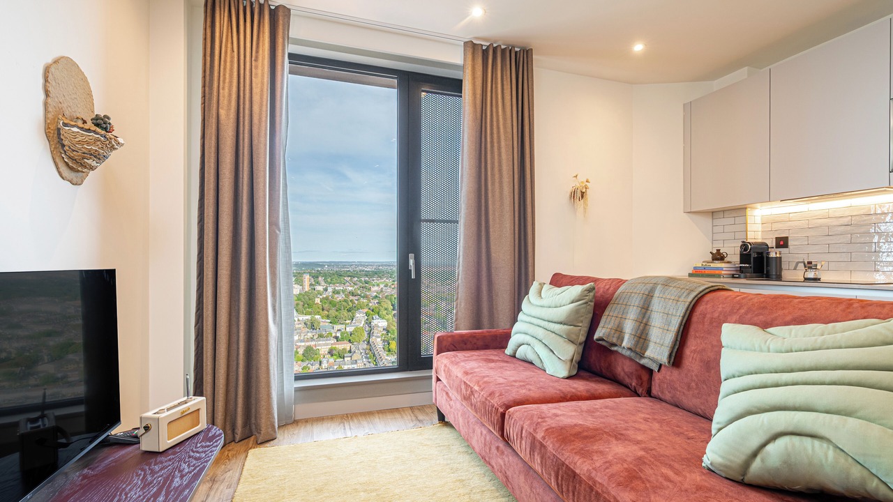 Photo of Livingroom in Walthamstow