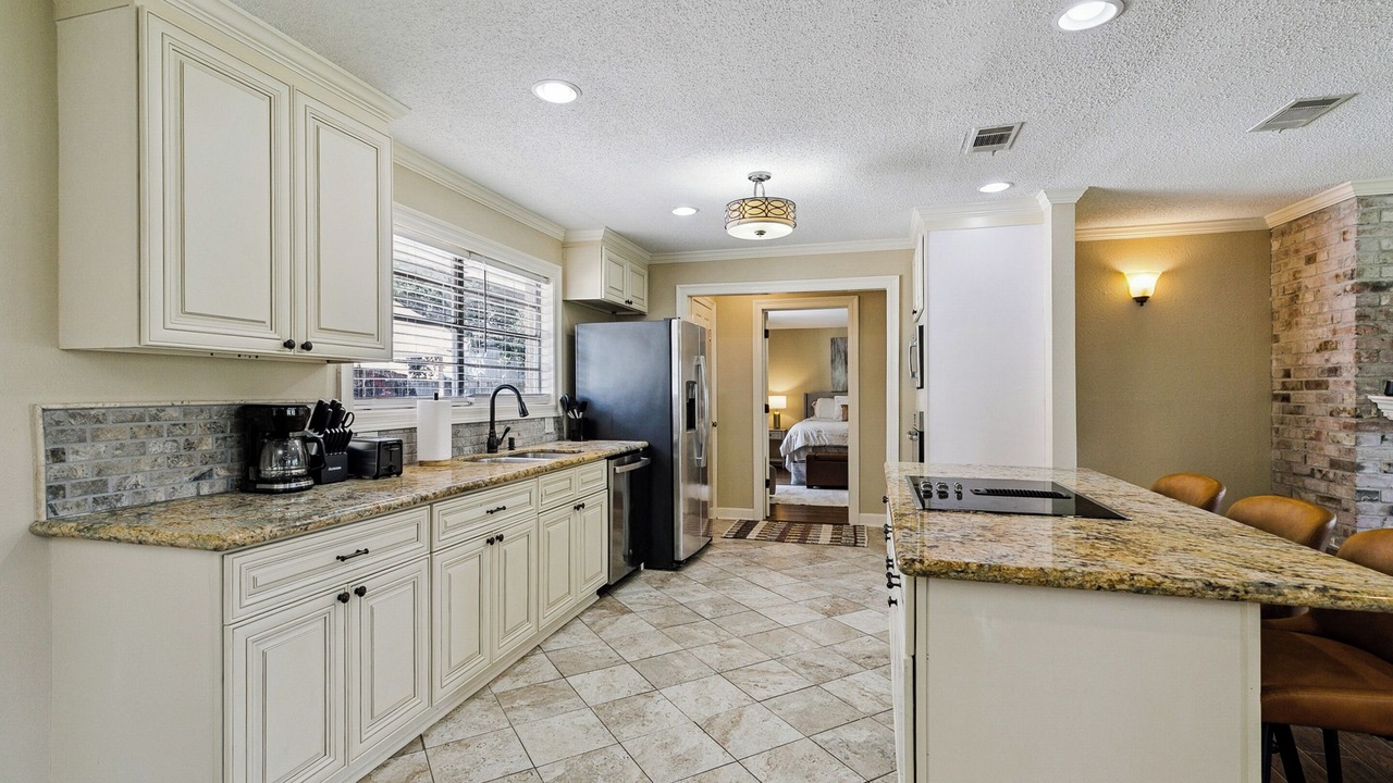 Photo of Kitchen in Gonzales