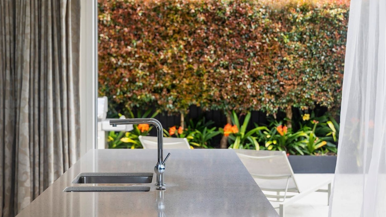 Photo of Others in Parnell