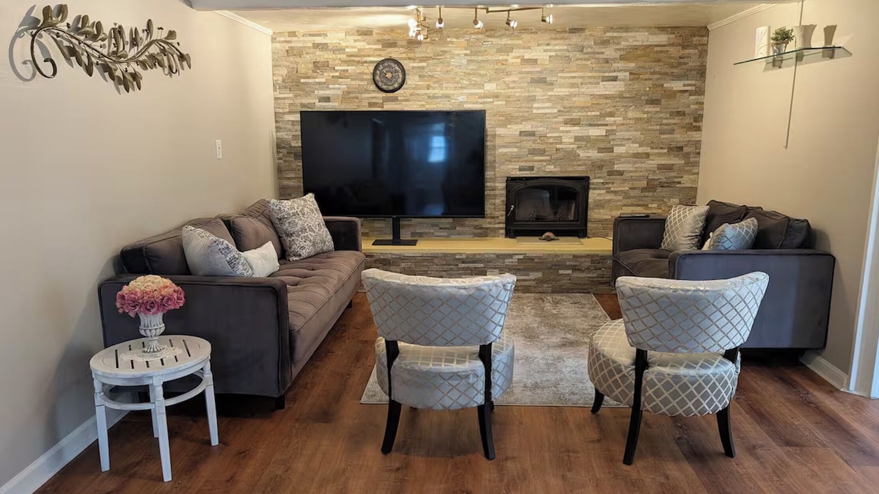 Photo of Livingroom in Reisterstown