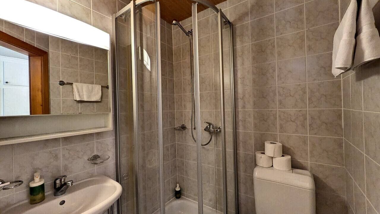 Photo of Bathroom in Noes