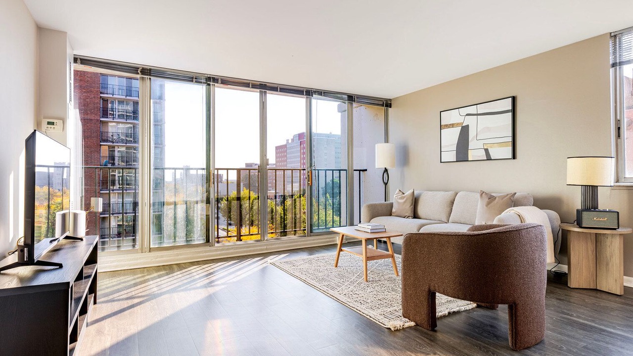 Photo of Livingroom in Near West Side