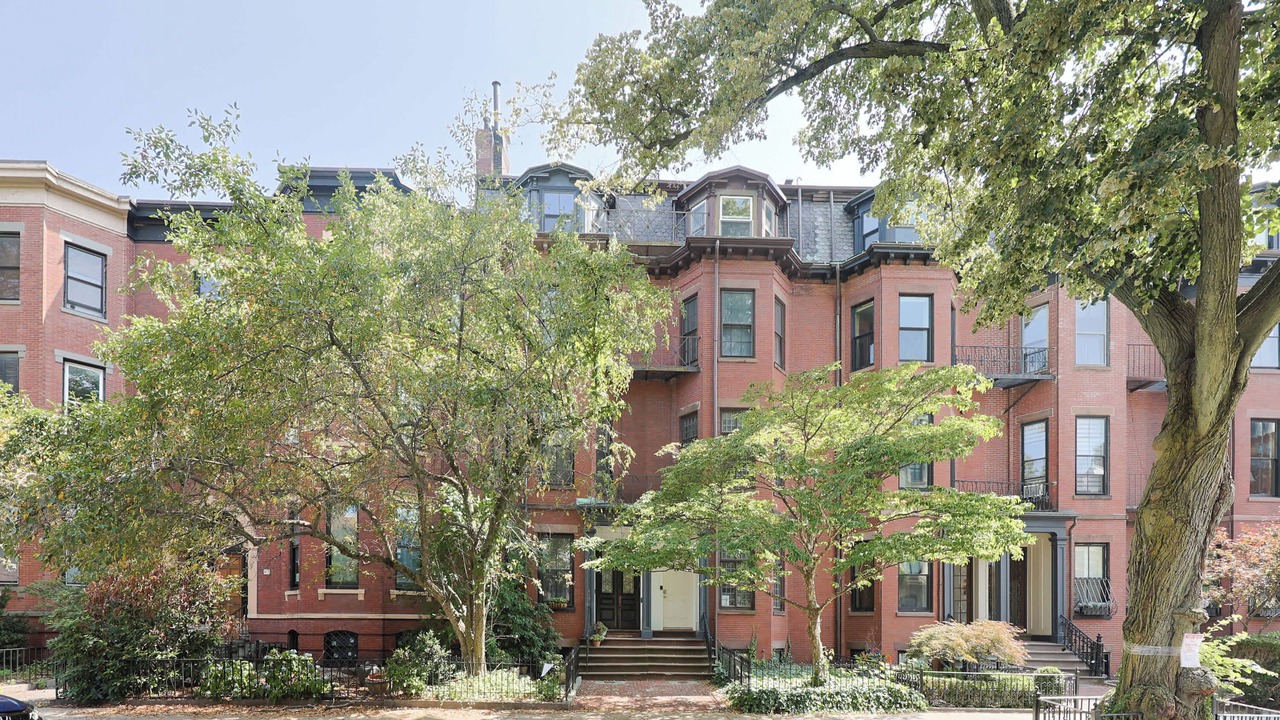 Photo of Outdoor in Back Bay West