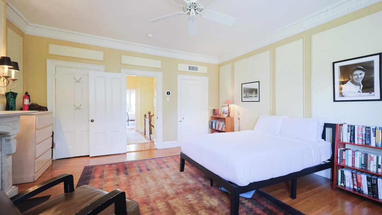 Photo of Bedroom in Back Bay West