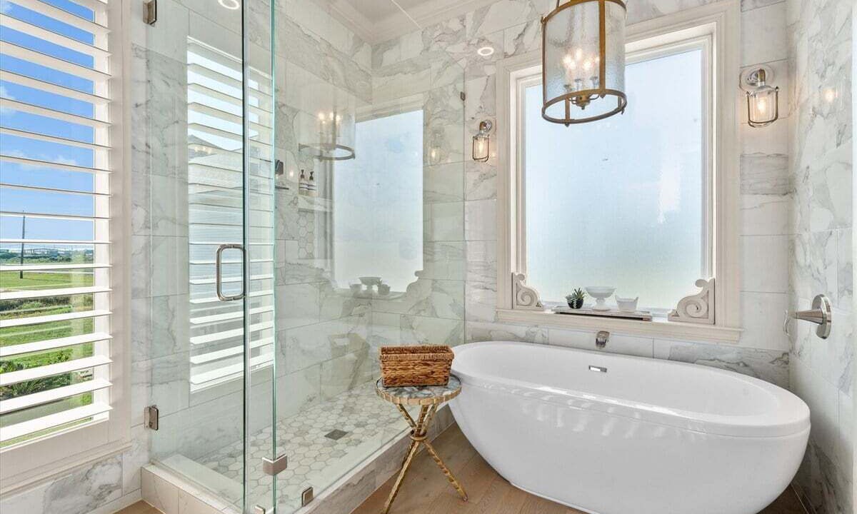 Photo of Bathroom in Sands Of Kahala Beach