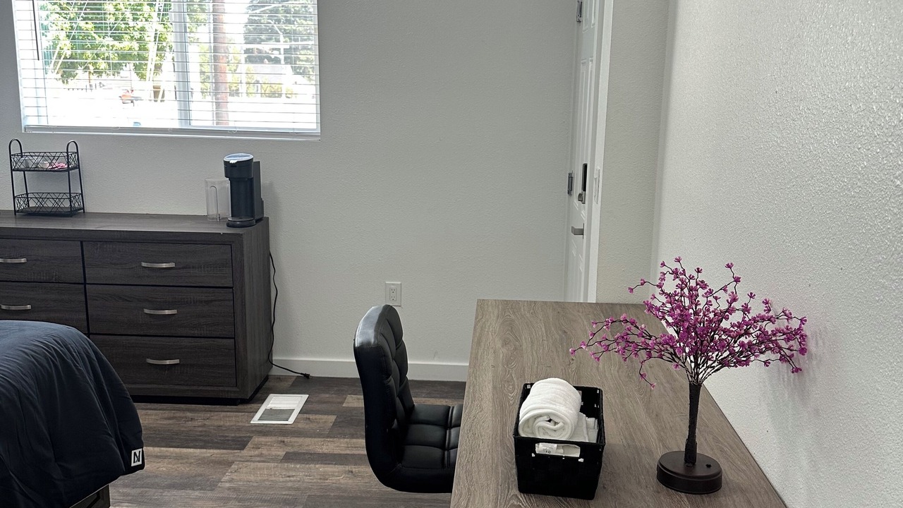 Photo of Bedroom in Hayesville