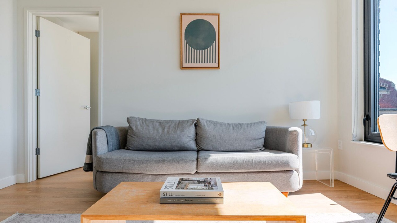 Photo of Livingroom in Navy Yard