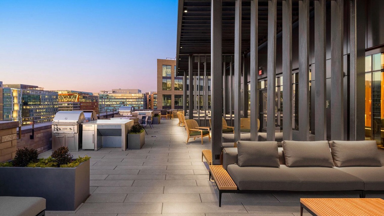 Photo of Patio Balcony in Navy Yard
