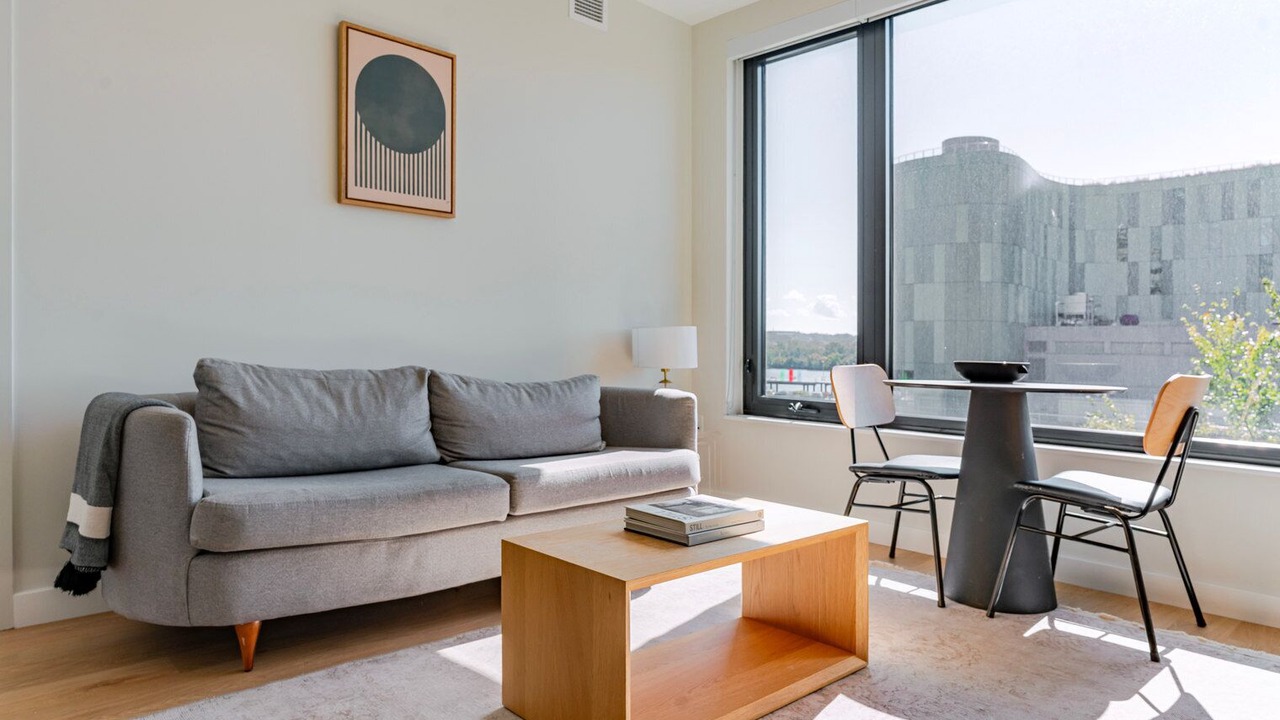 Photo of Livingroom in Navy Yard