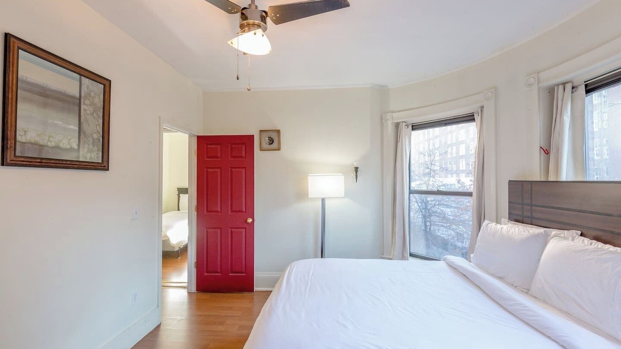 Photo of Bedroom in Fenway–Kenmore