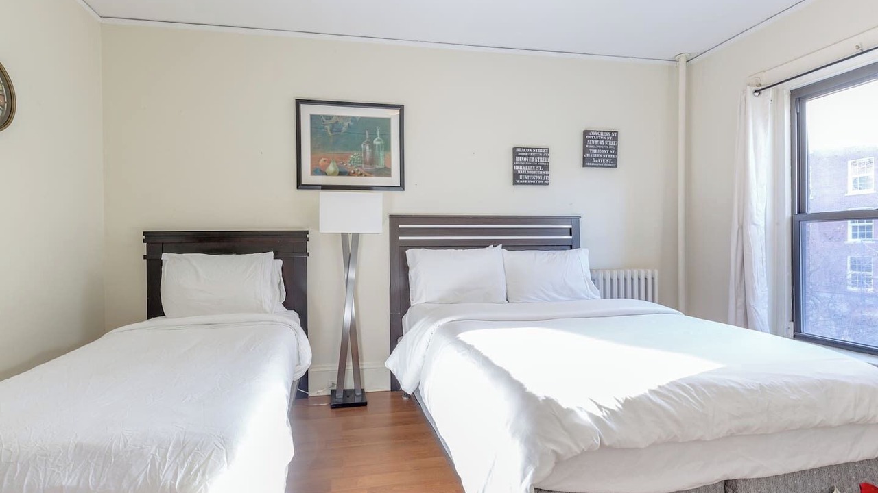 Photo of Bedroom in Fenway–Kenmore