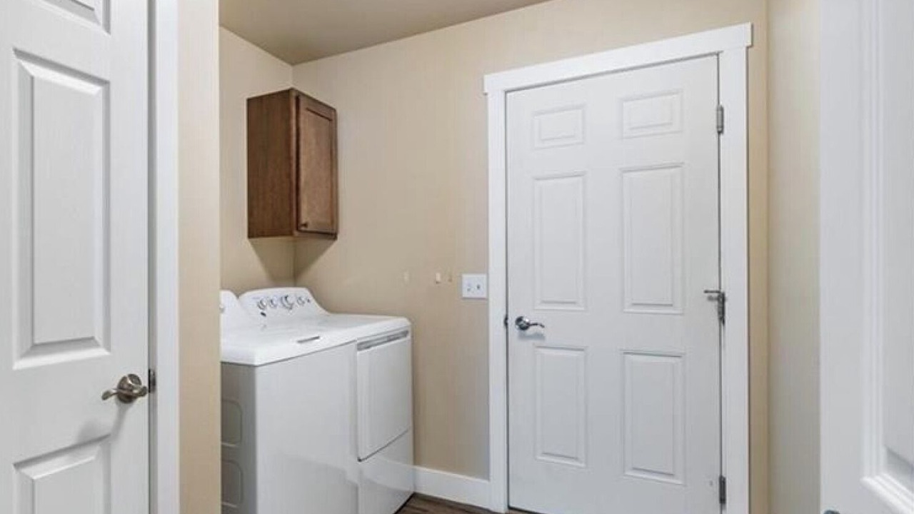 Photo of Others in Rimrock