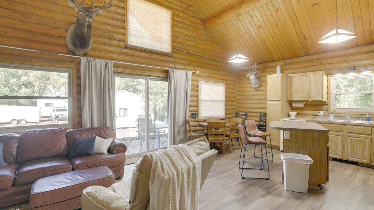 Photo of Livingroom in Sheridan