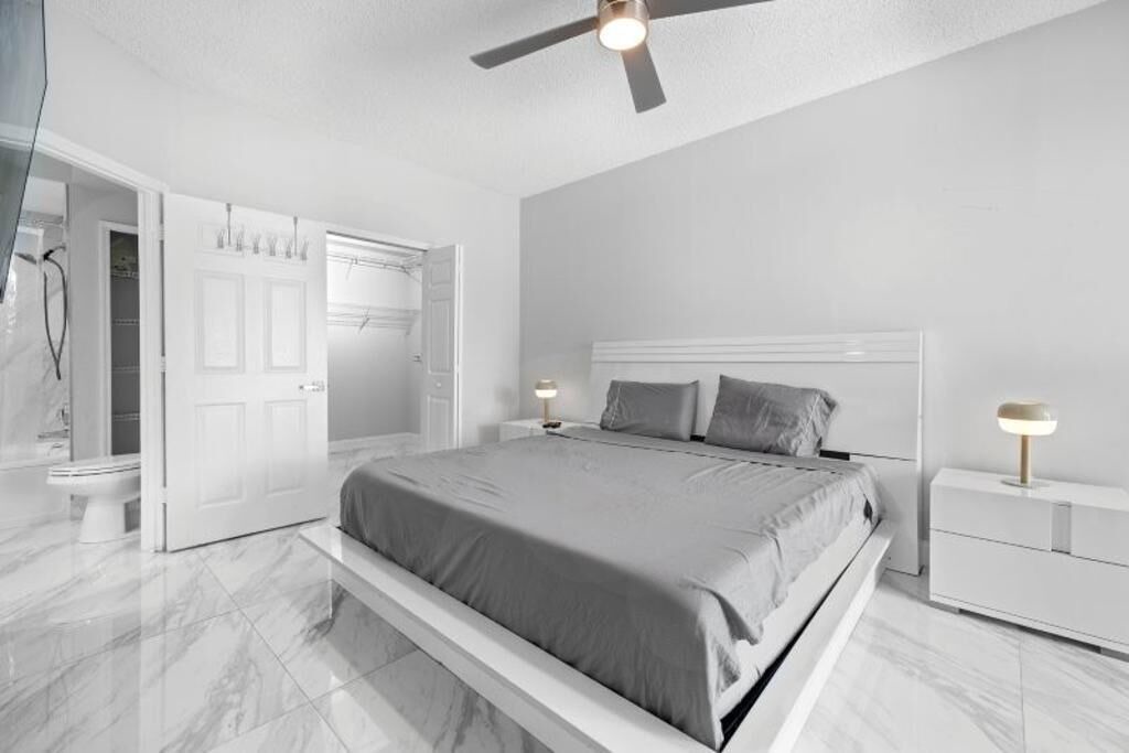 Photo of Bedroom in Aventura