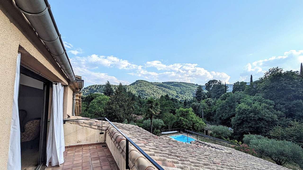 Photo of Outdoor in Lasalle