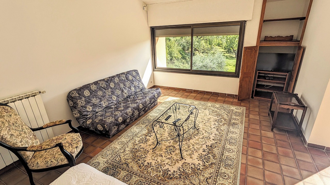 Photo of Livingroom in Lasalle