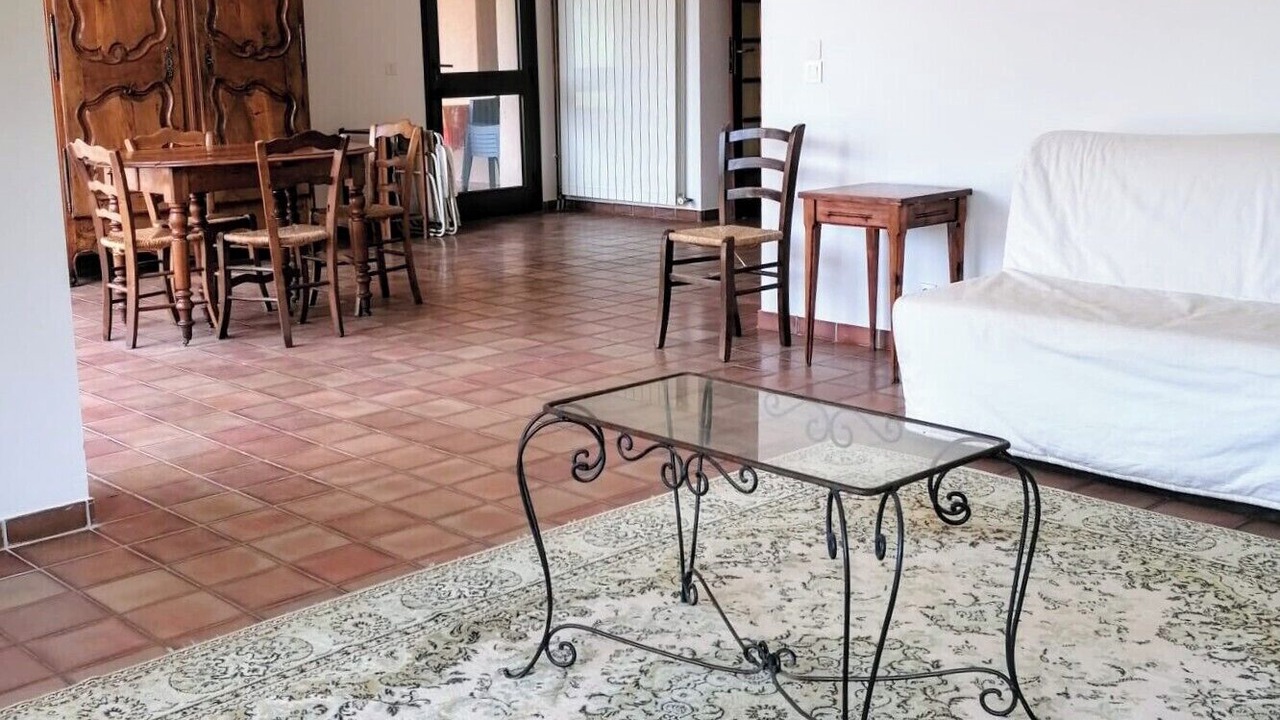 Photo of Livingroom in Lasalle