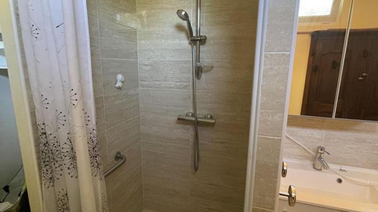 Photo of Bathroom in Tours