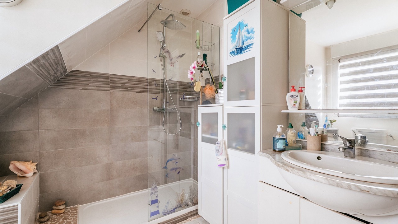 Photo of Bathroom in Saint-Jouan-de-l'Isle