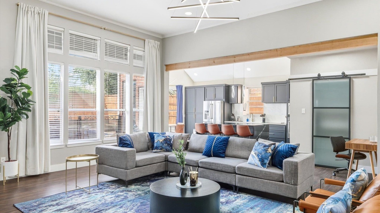 Photo of Livingroom in Fossil Creek