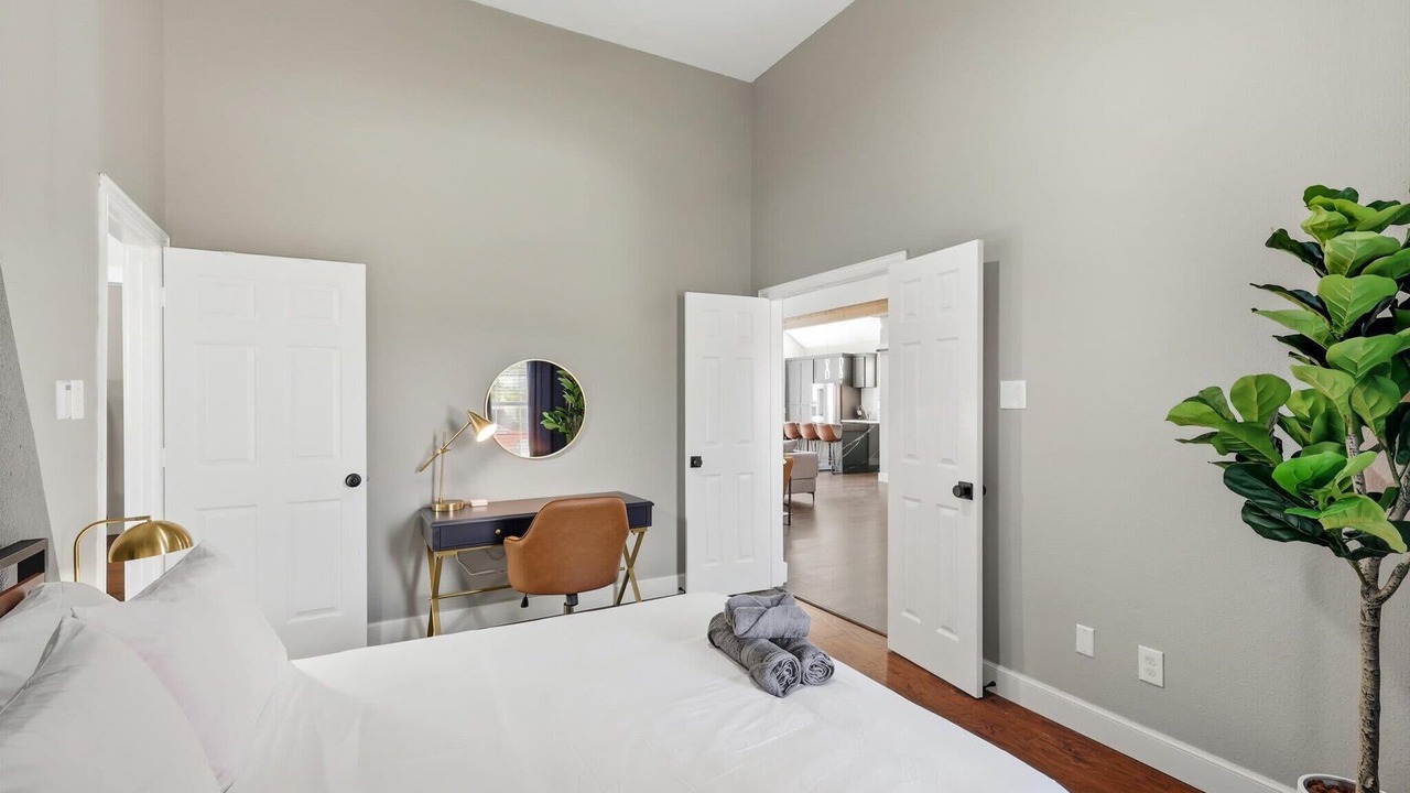 Photo of Bedroom in Fossil Creek