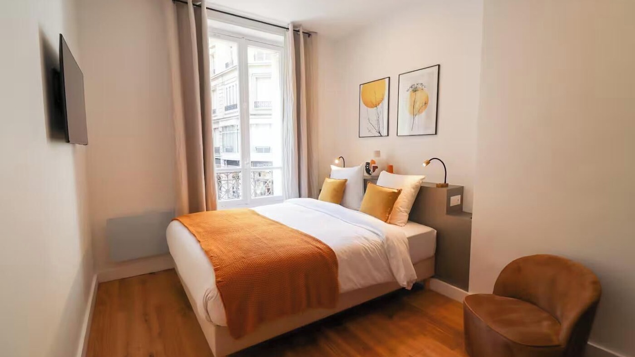 Photo of Bedroom in Saint-Merri