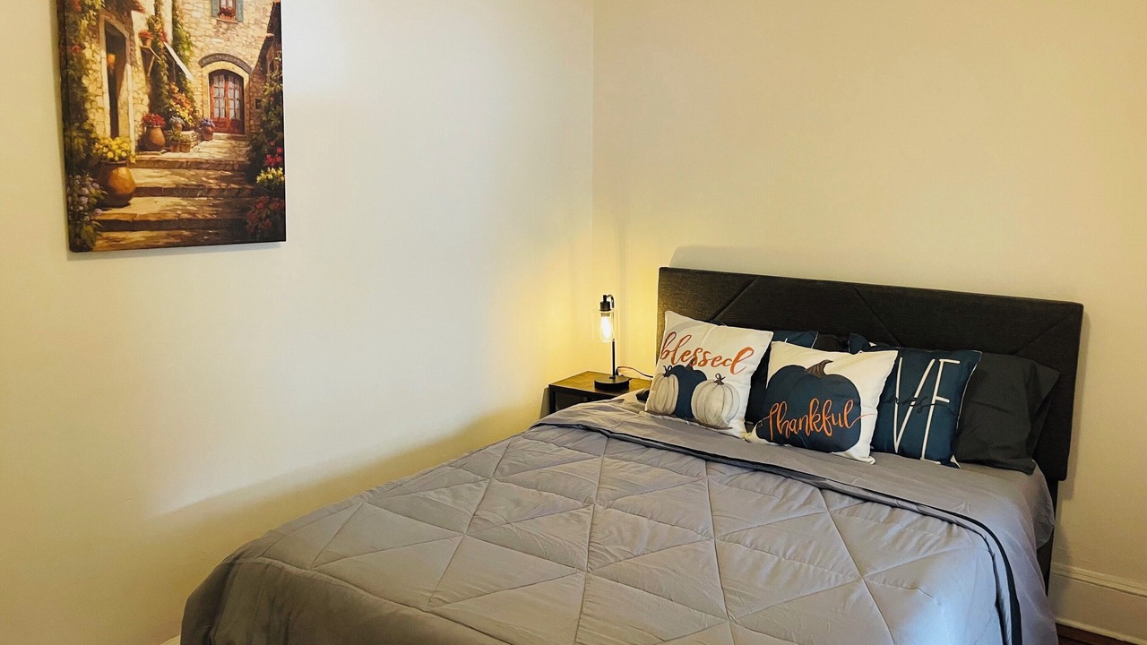 Photo of Bedroom in Elkins Park