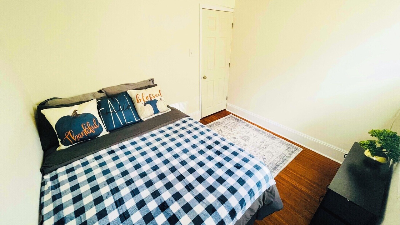 Photo of Bedroom in Elkins Park