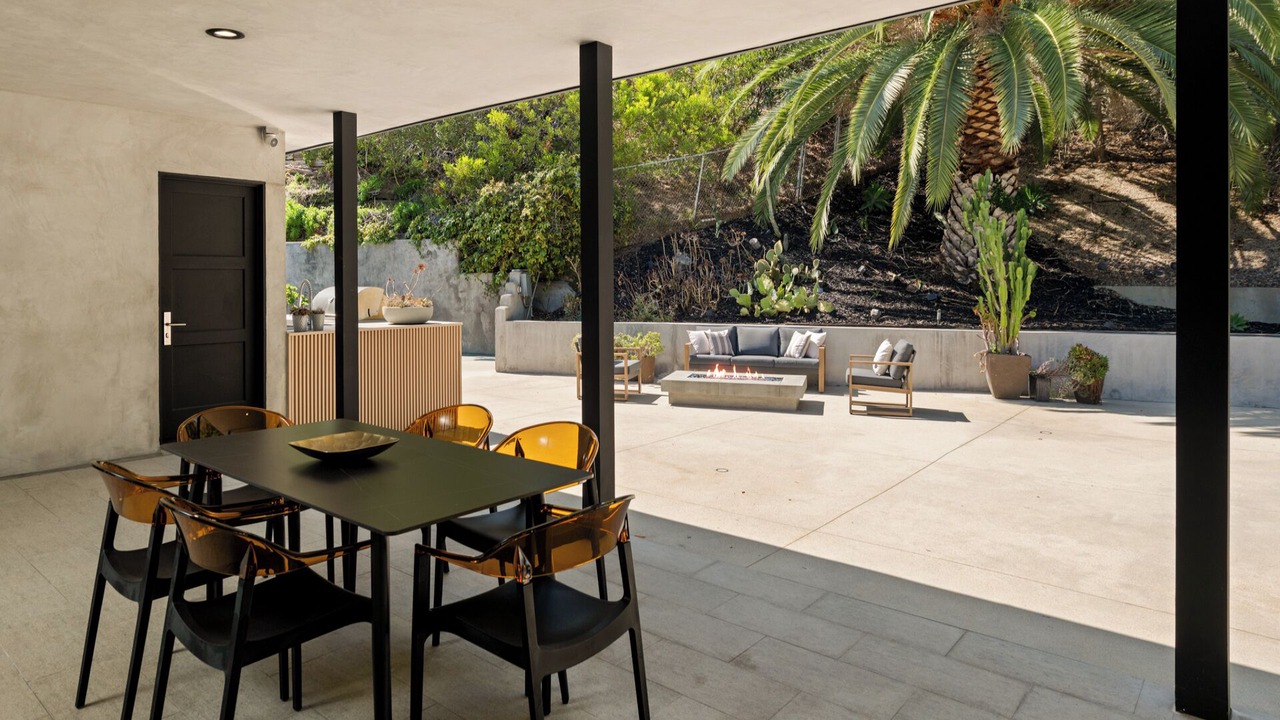 Photo of Outdoor in Beverly Glen