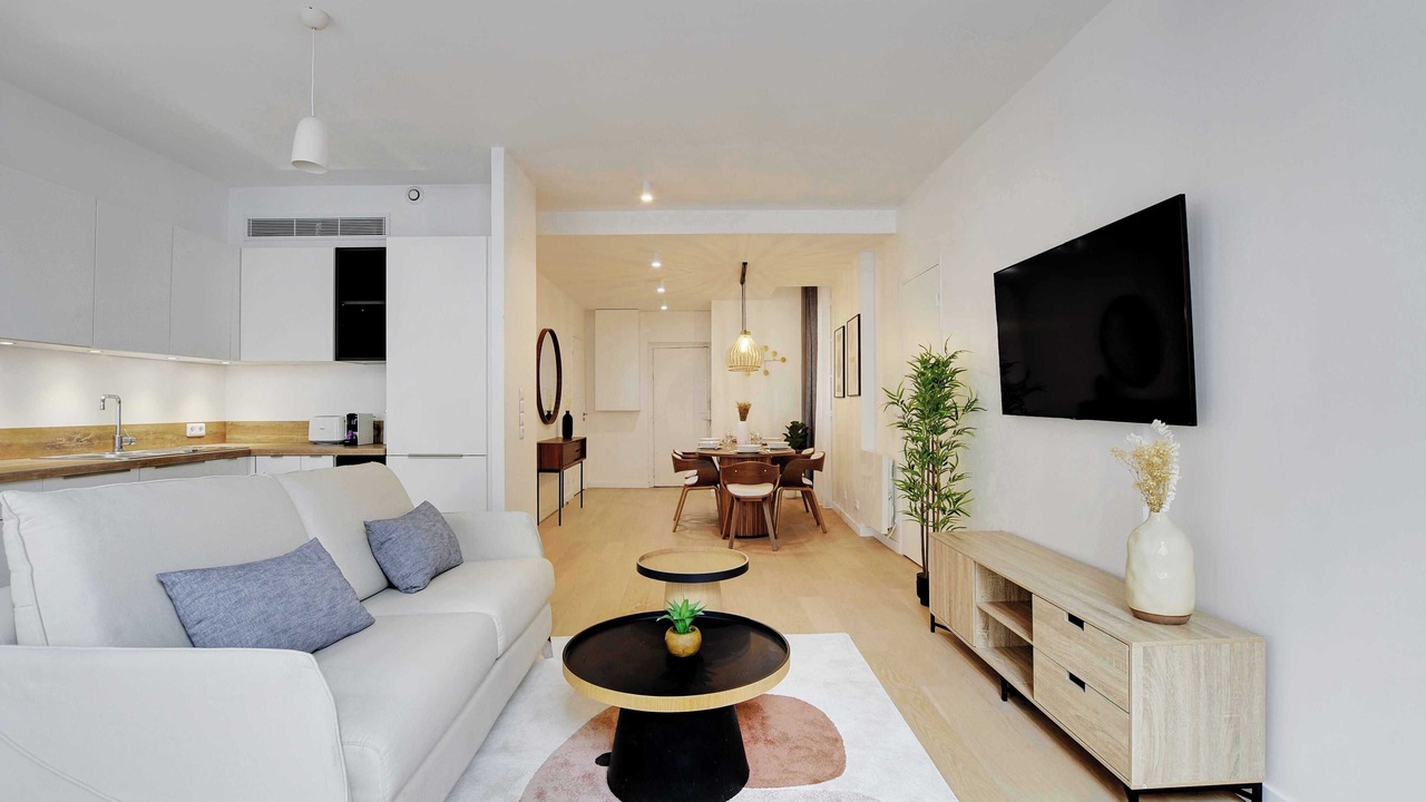 Photo of Livingroom in Arts-et-Metiers