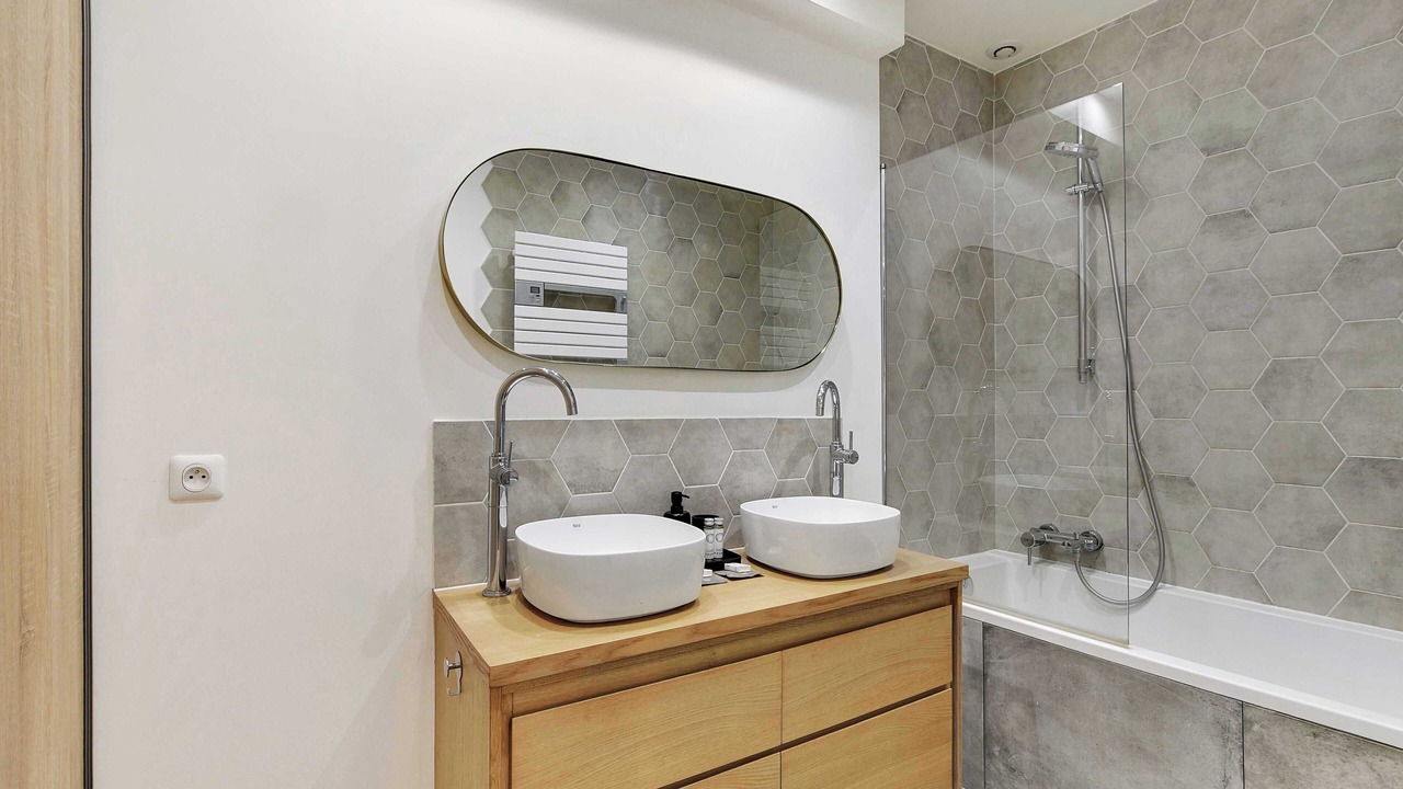 Photo of Bathroom in Arts-et-Metiers